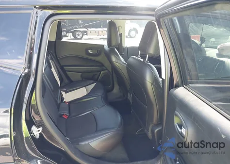 2019 Jeep Compass Altitude 4X4 from USA, damaged, VIN 3C4NJDBB9KT601373